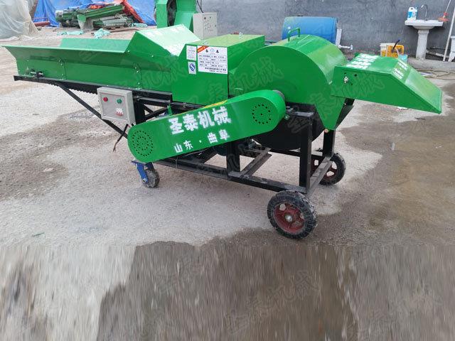 新款秸稈揉搓機主要對（duì）青、濕、幹的秸杆進行粉碎（suì），粉碎粗細可自動調節