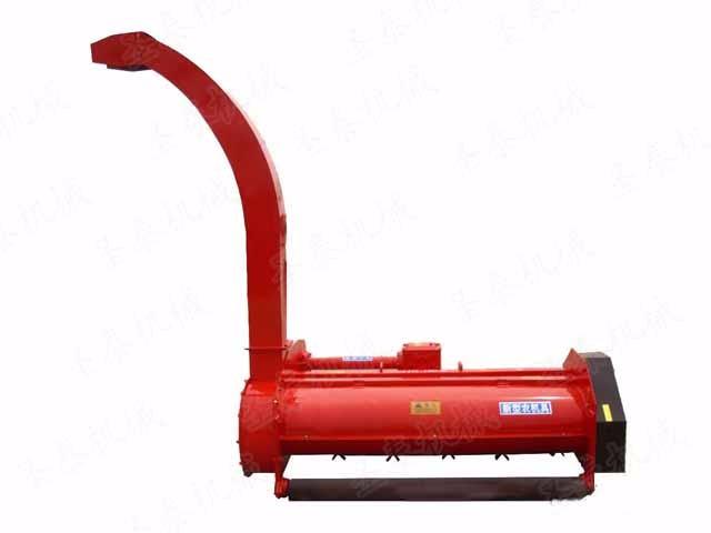 小型捡拾（shí）秸秆回收机
