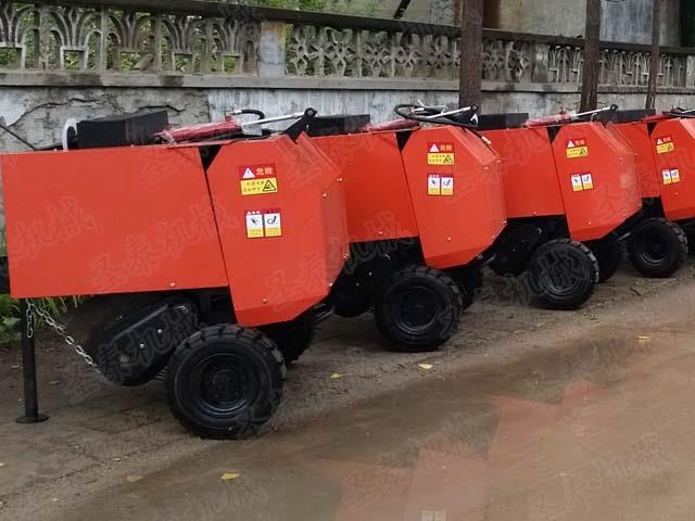 打捆机能将（jiāng）捆扎机捆扎好的鲜秸杆类和鲜草（cǎo）类圆草捆进行自动（dòng）包膜