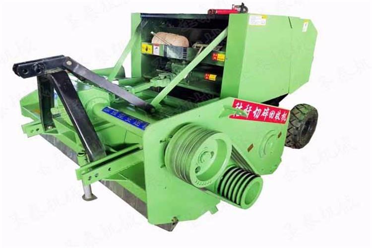 青貯打捆機製成（chéng）的飼（sì）料可通（tōng）過乳酸（suān）菌發酵用（yòng）於麵包的長期（qī）保存，酵母和孢（bāo）子發酵可以使（shǐ）麵包適口，營養物質增（zēng）加