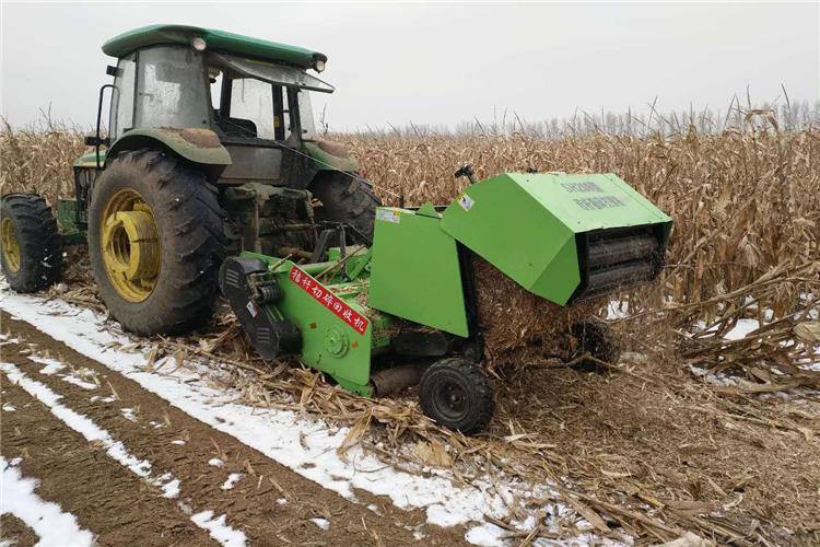 秸（jiē）稈打捆（kǔn）機