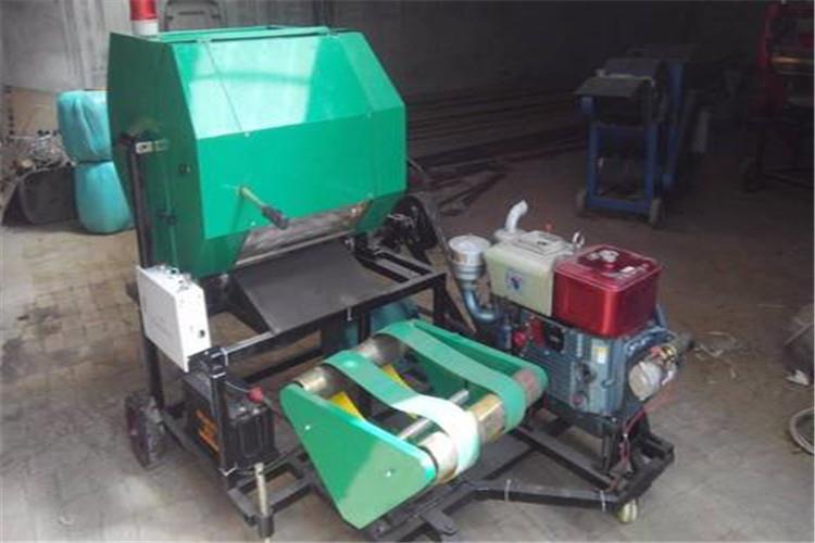 鋁合金（jīn）清洗液（yè）清除油汙（wū），因堿溶液對（duì）鋁合（hé）金有強烈的（de）腐蝕作用（yòng），而有機溶劑成本高昂，因此在清洗河北打捆包膜機鋁合金零件時，可配（pèi）製鋁合金清洗（xǐ）液（yè）