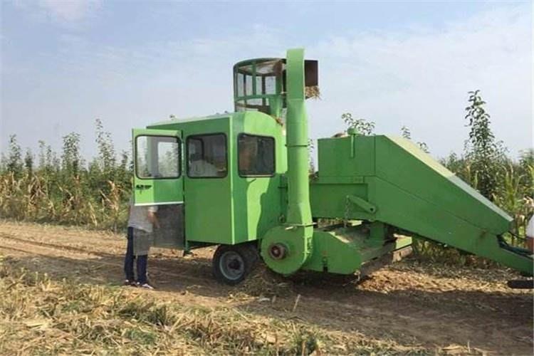 使用秸稈打捆機（jī）時嚴禁調整機（jī）器參數，違者予以嚴懲